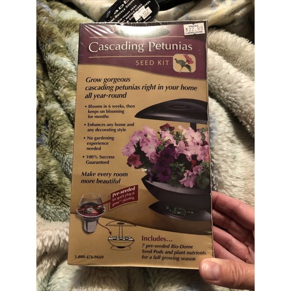 Aerogarden Cascading Petunias Seed Kit Sealed